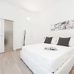 Διαμέρισμα White Flat Colosseo